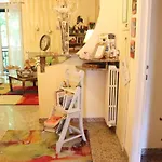 La Casa Sotto I Tigli Apartment *