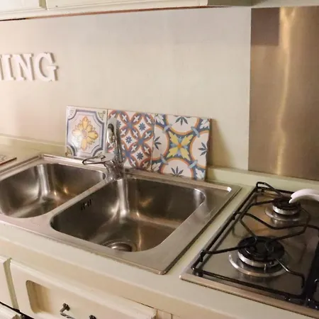 Lägenhet La Casa Sotto I Tigli Lecco